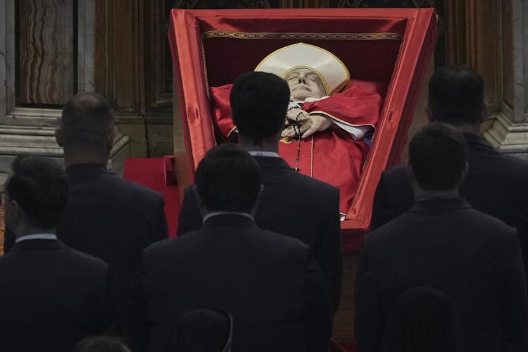 Thousands rush to St. Peter's Square for Pope Francis' funeral, a ceremony he helped reimagine