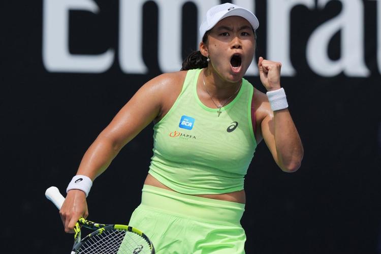 Fernandez bounced in first-round women's singles match at Australian Open