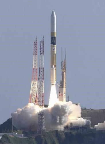 Japan launches rocket carrying X-ray telescope to explore origins of universe, lunar lander