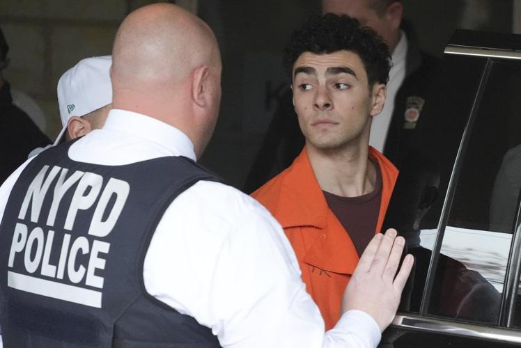 Man accused in UnitedHealthcare CEO killing faces federal charge that's eligible for death penalty