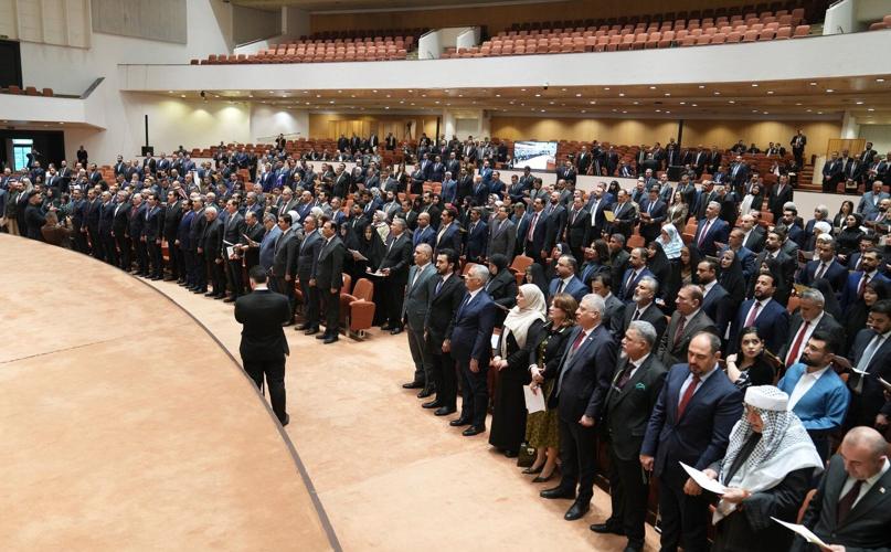 Iraq's parliament elects a new speaker to face political and financial challenges