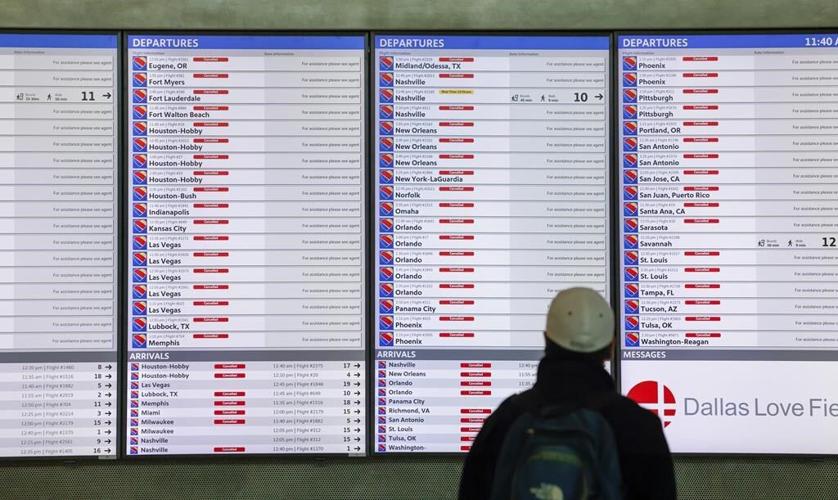 Frustrated Texans endure winter storm with no power, heat