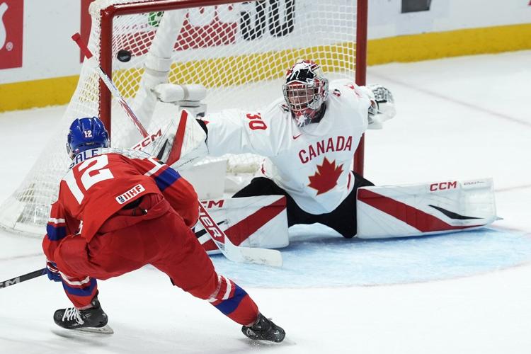 Canada crashes out of world juniors in quarterfinals for second straight year