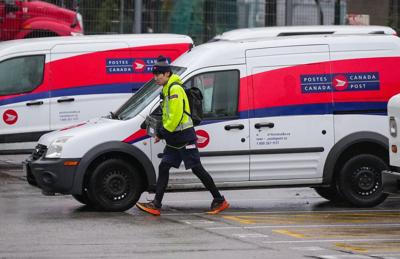 Canada Post, union finalize outstanding contractual language in tentative deals