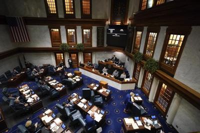 Indiana legislation could hold back thousands of third graders who can't read