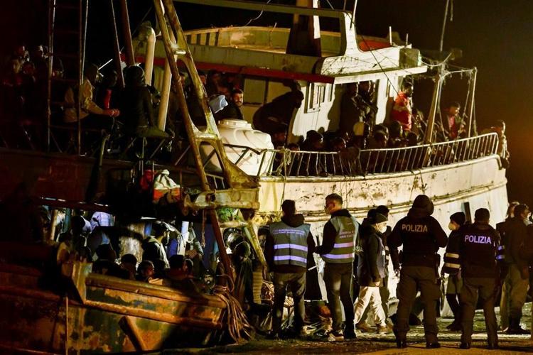 Italy estimates 680K migrants might cross sea from Libya
