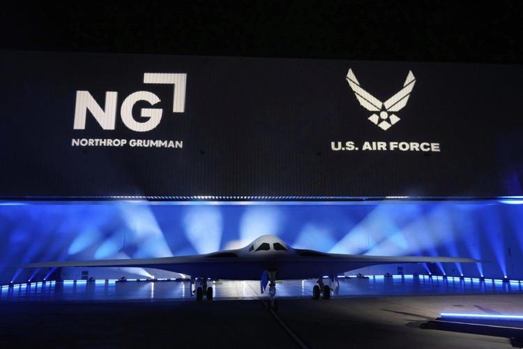 Eyeing China threat, Trump announces Boeing wins contract for secretive future fighter jet