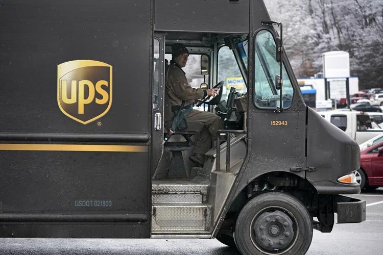 US economy slowed but still grew at 2.9% rate last quarter