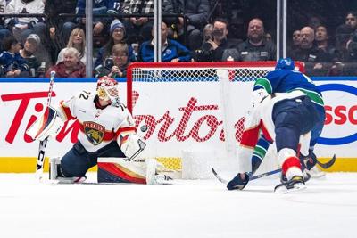 Demko makes 36 saves as Canucks blank Panthers on 'poetic' Luongo night