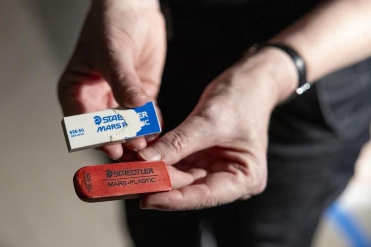 ɫtv Archives working to clean up red powder dumped on Constitution display by protesters