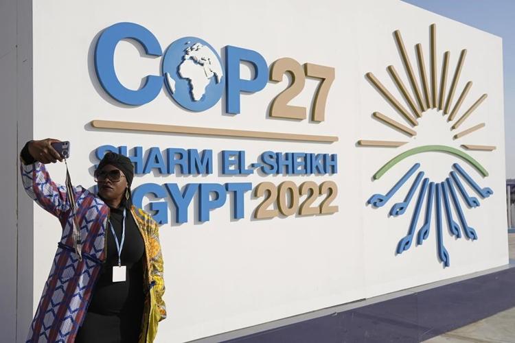 Ministers make push to get climate talks over the line
