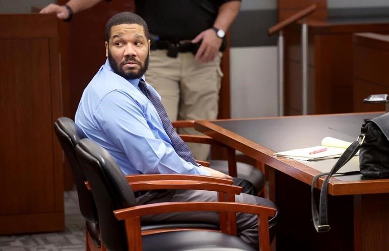 Man found guilty of killing 2 from Vietnam in a Las Vegas hotel room in 2018