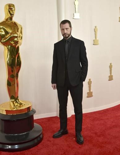 '20 Days in Mariupol' wins best documentary Oscar, a first for AP and PBS' 'Frontline'