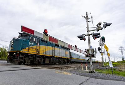 Via Rail CEO blames plummeting on-time performance on new CN speed rules