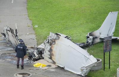 Weather a factor in fatal 2021 crash of plane towing marriage banner in Montreal: TSB