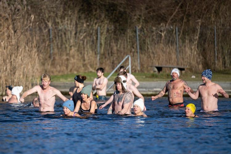 Asia rings in 2026 with Sydney remembering its worst mass shooting