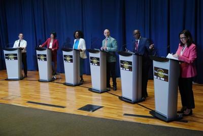 Advance voting opens in Toronto as mayoral hopefuls enter campaign's final stretch