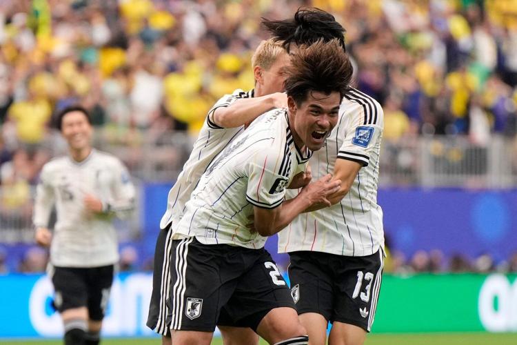 Gabriel Martinelli scores late in injury time to help Brazil beat Japan 2-1 at World Cup