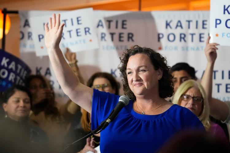 Top California Democrat flops with call for candidates to exit governor's race