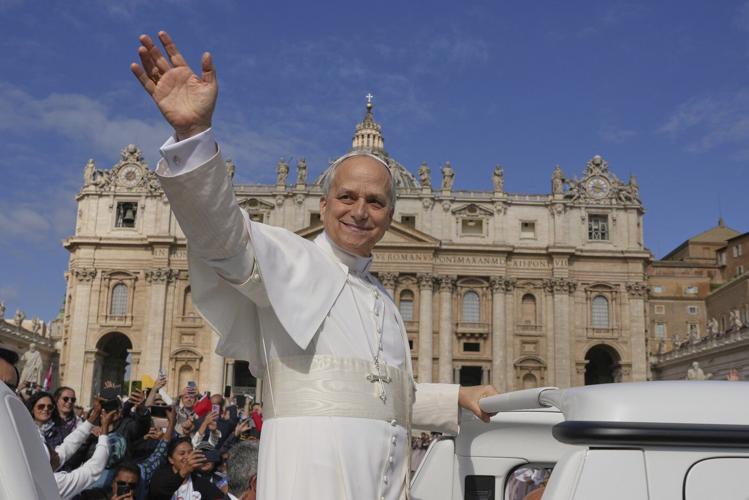 AP PHOTOS: Pope Leo XIV takes his first popemobile ride in St. Peter's Square ahead of installation