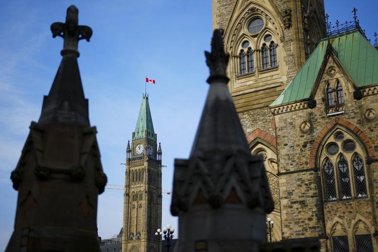 Canadian population edged lower in third quarter as non-permanent residents drop