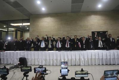 Thailand's Pheu Thai party joins with pro-military parties in coalition to form new government