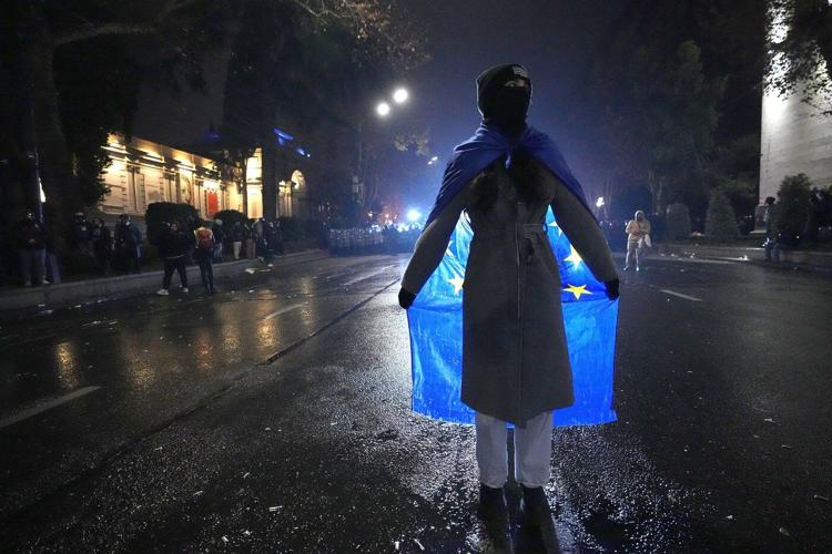 Germany, France and Poland condemn use of force against protesters in Georgia