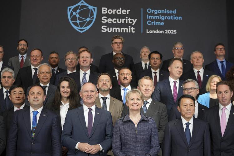 UK's Starmer blames a lack of joint action as he struggles to stop migrants crossing the Channel