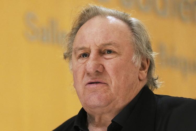 Accuser tells a trial that actor Gérard Depardieu groped her bottom and breasts on film set