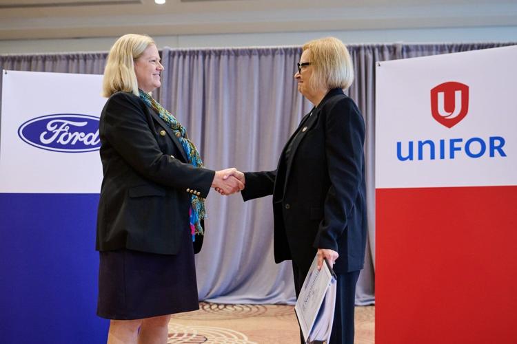 Ford, autoworkers' union meet today to kick off contract talks
