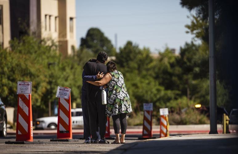 1 dead, 1 wounded, suspect at large in University of New Mexico dorm shooting