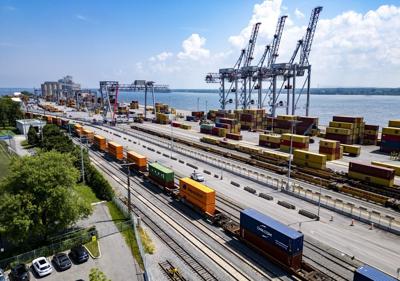 Quebec's international merchandise exports increased by 1.3 per cent in May