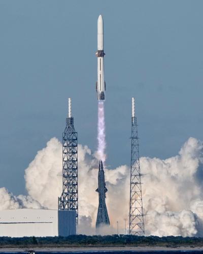 Blue Origin launches huge rocket carrying twin NASA spacecraft to Mars