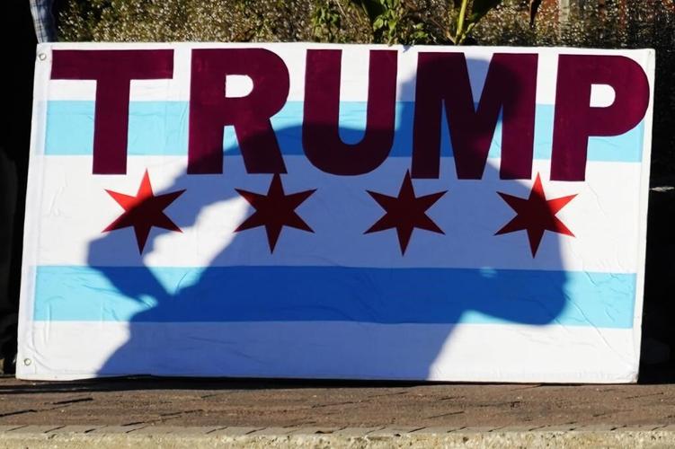 ɫtv election watchers to gather in bars, homes to watch polarizing U.S. vote