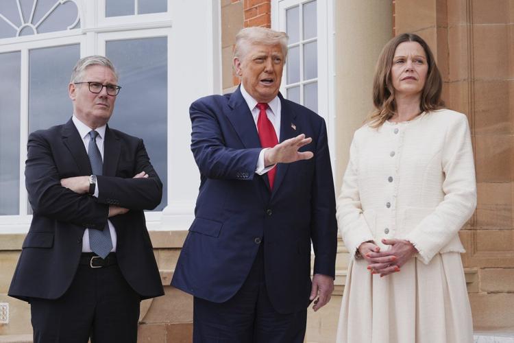 Trump talks Gaza, Ukraine and his golf course, in meeting with UK's prime minister