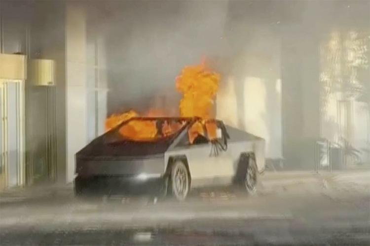 Soldier who blew up Tesla at Trump hotel left note saying blast was to be a 'wakeup call' for the US