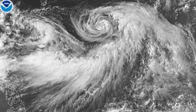 Hurricane Iona forms after rapidly strengthening in the central Pacific Ocean, no threat to Hawaii