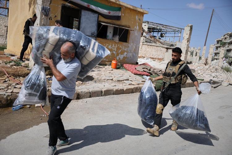 Cautious calm in Aleppo after clashes between Syrian forces and Kurdish fighters