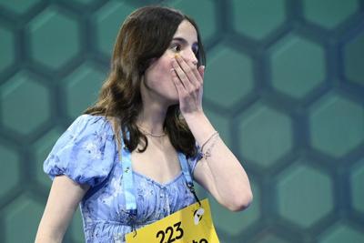 Scripps ɫֱ Spelling Bee finalists flex their knowledge quietly