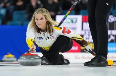 Jones beats Lawes, Retornaz tops Bottcher in Grand Slam Tour Challenge finals