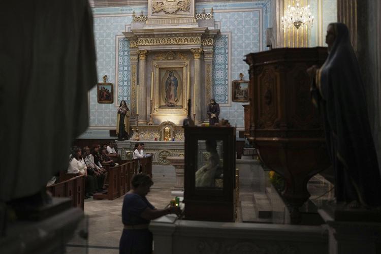 Thousands flock to central Mexico to celebrate Saint Mark's Day