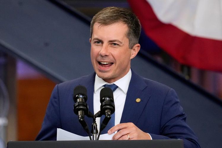 Buttigieg returns to Iowa for veterans' town hall amid talk of another White House bid