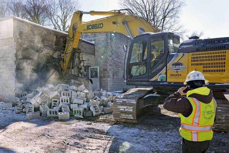 Tree of Life synagogue demolition begins ahead of rebuilding site of deadly antisemitic attack