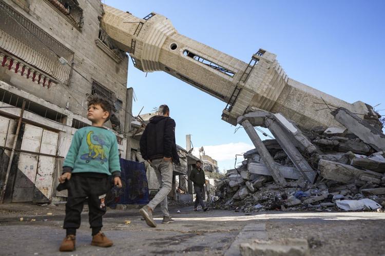 Middle East latest: 4 Israeli women soldiers will be next hostages freed from Gaza