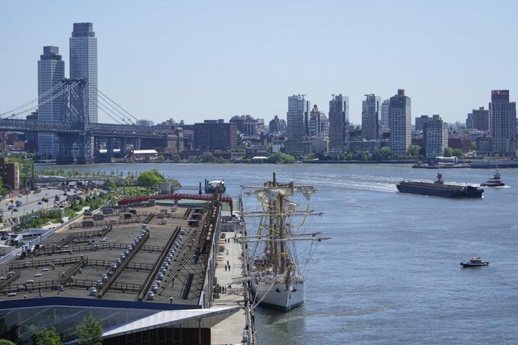 Mexico mourns naval cadet killed when training ship collided with Brooklyn Bridge