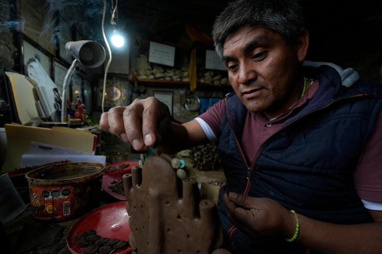 Mexican artisans turn clay into Trees of Life that are celebrated worldwide