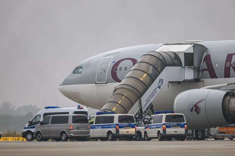 Germany deports 81 Afghan nationals to their homeland, the 2nd flight since the Taliban's return