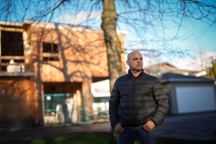 'Tinder of construction' aims to keep B.C. building waste out of landfills