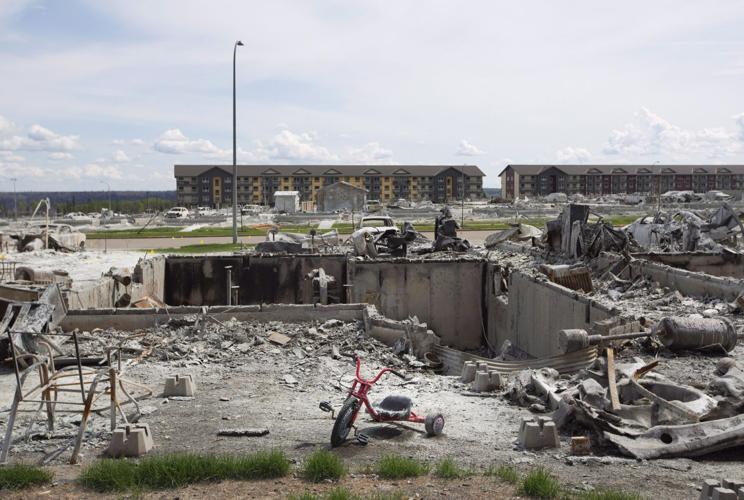 Photo-Gallery-Fort-McMurray-Wildfire-Now-Then 09