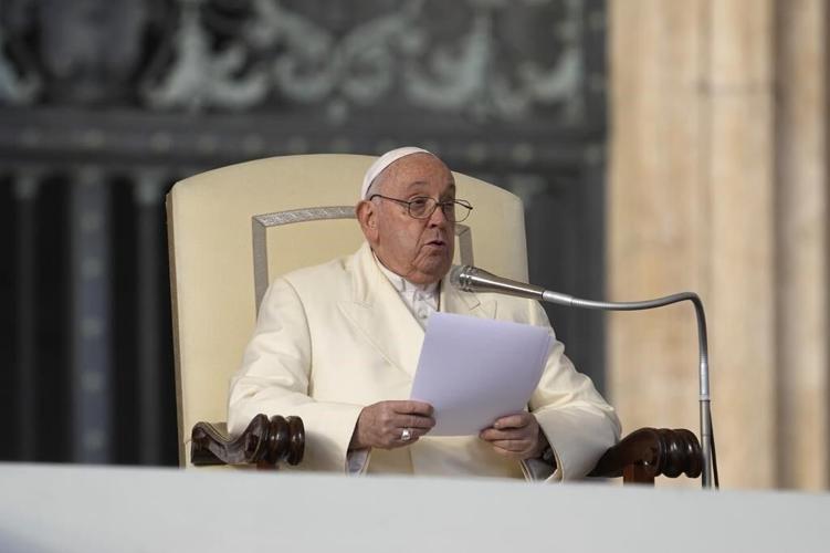 Pope Francis meets with relatives of Israeli hostages and Palestinian prisoners